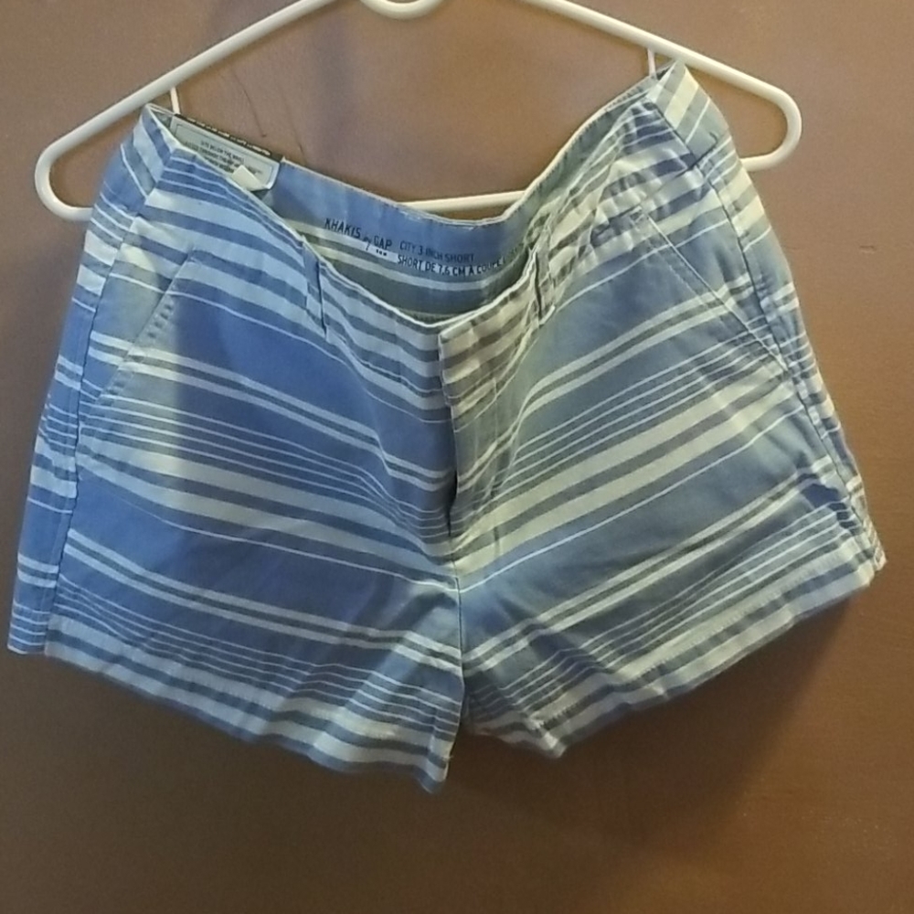 Gap shorts